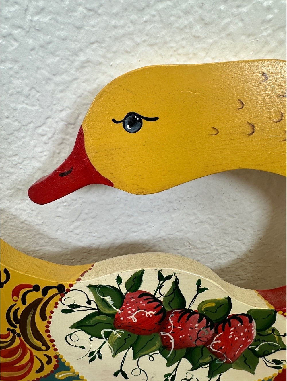 Hand-Painted Wooden Folk Art Goose Tole Painting Strawberries Cottagecore 1980s - Picture 4 of 7